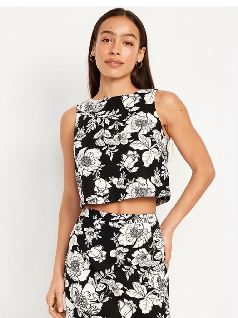 Old Navy Black and White Floral Blouse